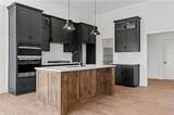 9915 Stockdale Road - Photo 10