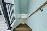 1240 Riverview Avenue - Photo 32