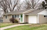 907 61st Terrace - Photo 1