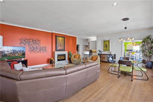 400 49th Terrace - Photo 1