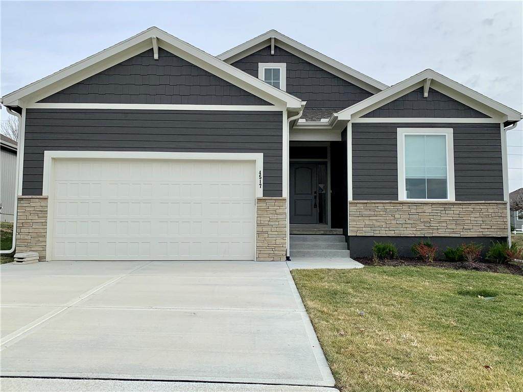 4517 Robinson Drive - Photo 1
