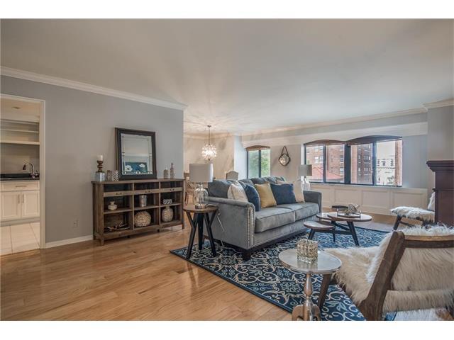 221 48th #302 Street - Photo 1