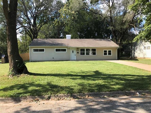 11234 Corrington Avenue - Photo 1