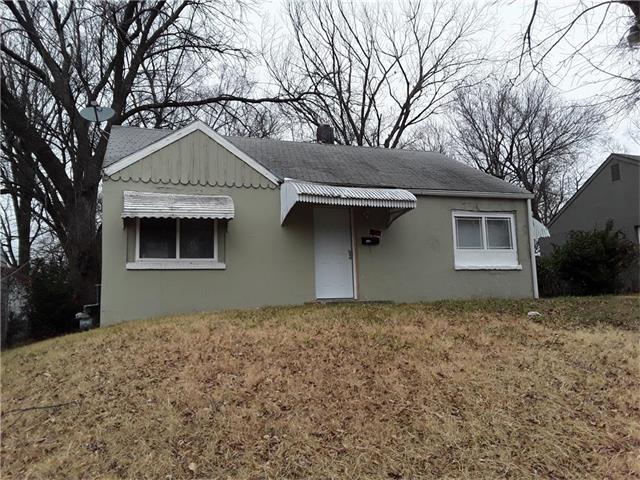 3204 62nd Street - Photo 1
