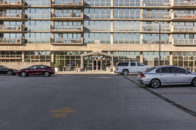 600 Admiral Boulevard - Photo 1