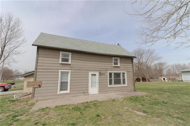 312 Pine Street - Photo 1