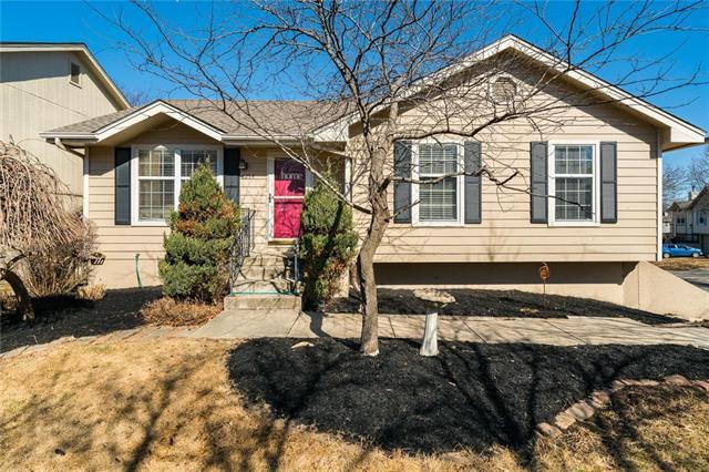 8254 113th Terrace - Photo 1