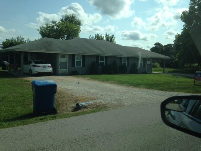 211 9th Street - Photo 1