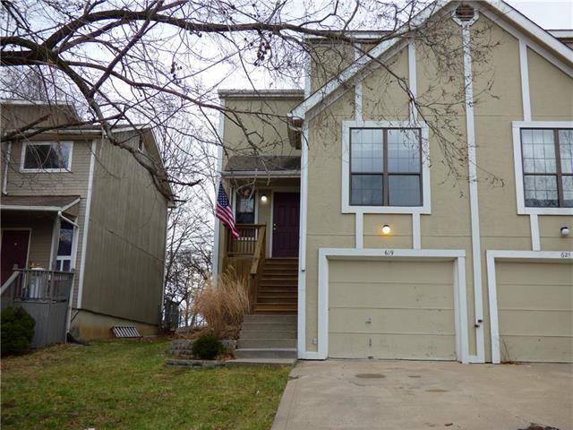 619 13th Street - Photo 1
