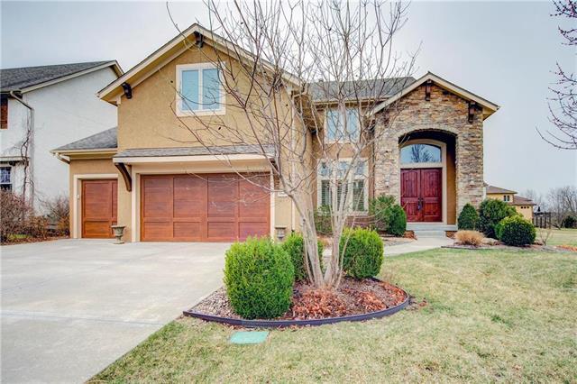 9509 161st Street - Photo 1