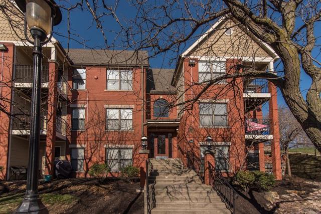 920 Washington Street - Photo 1