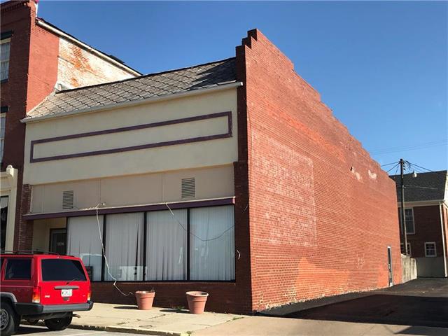 1104 Franklin Avenue - Photo 1