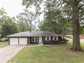 7621 Lamar Avenue - Photo 1
