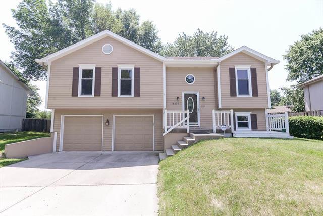 8819 74th Terrace - Photo 1