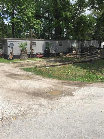 401 Main Street - Photo 1