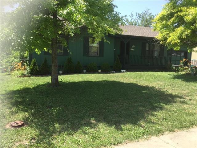 610 Silver Maple Drive - Photo 1