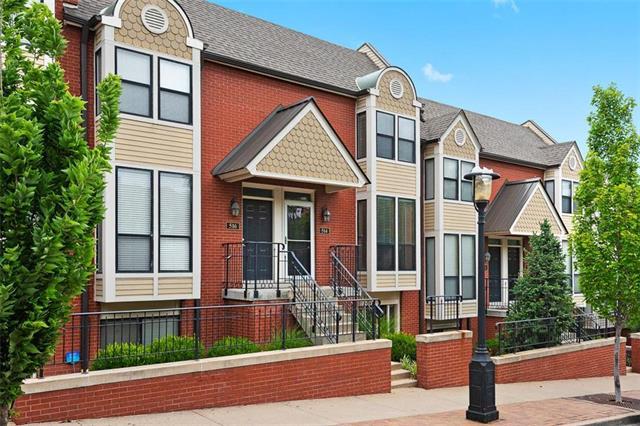 514 10th Street - Photo 1