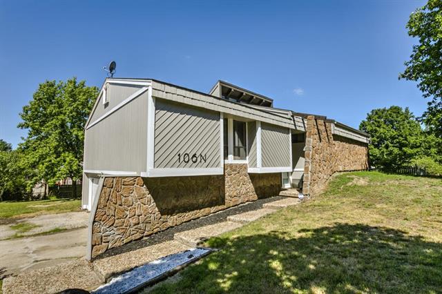 106 Landcaster Drive - Photo 1