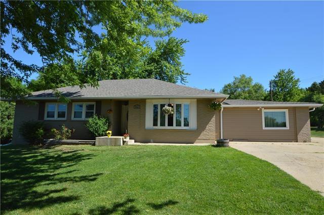 9606 49th Street - Photo 1