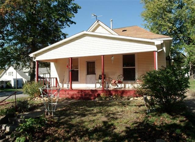 100 11st Street - Photo 1
