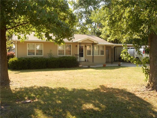 614 Pine Street - Photo 1