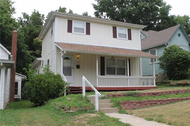 712 Chestnut Street - Photo 1
