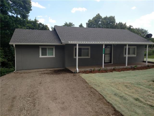 915 Dickinson Road - Photo 1