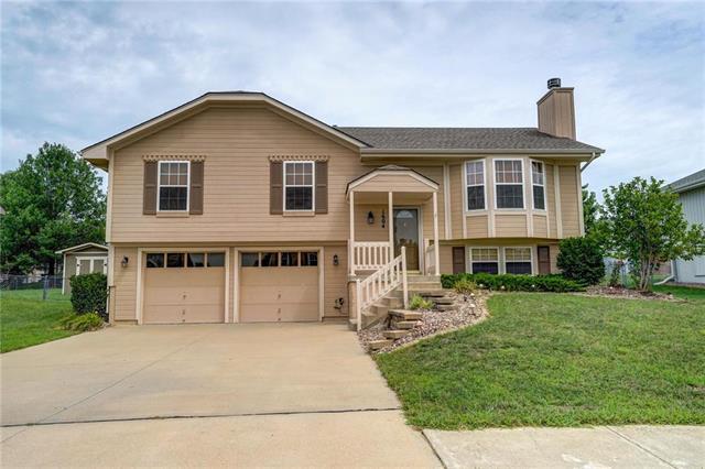 1604 Cove Drive - Photo 1