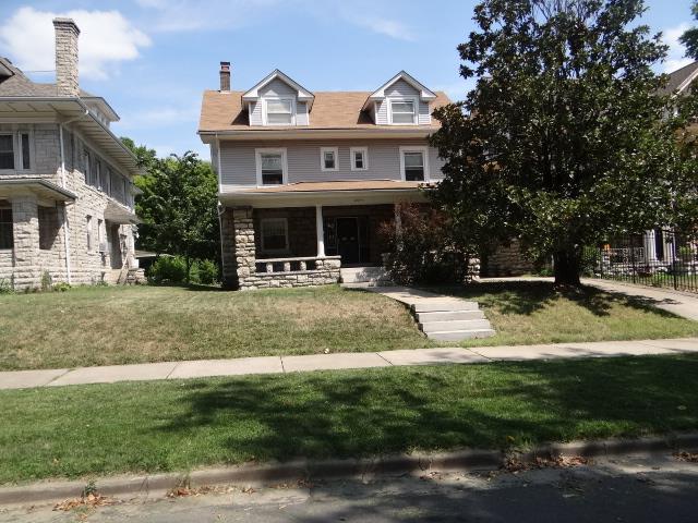 2644 28th Street - Photo 1