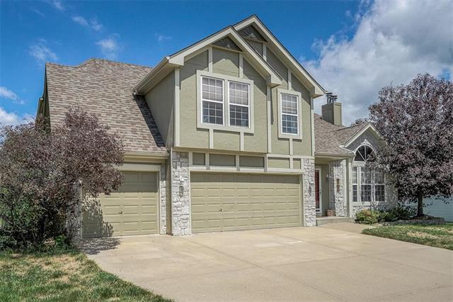 1718 101st Terrace - Photo 1
