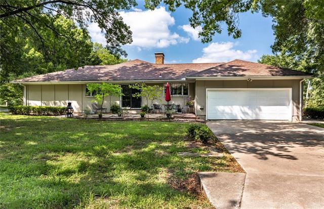 1705 Hickory Lane - Photo 1