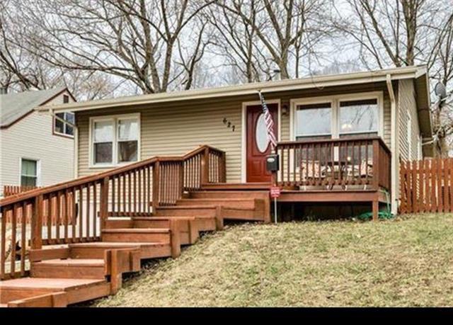 627 Dixie Street - Photo 1