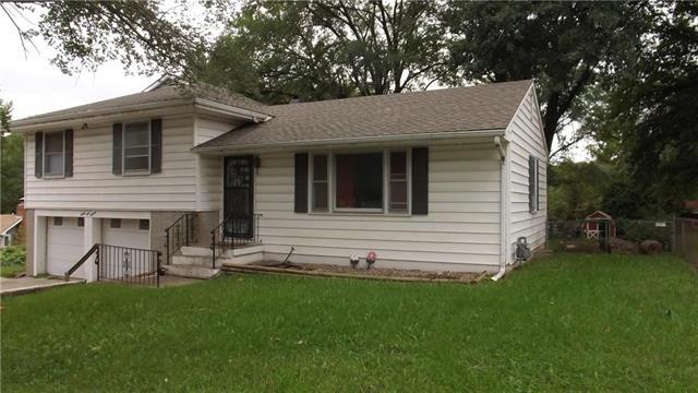 3416 Poplar Avenue - Photo 1