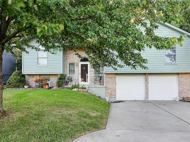 908 Foxtail Drive - Photo 1