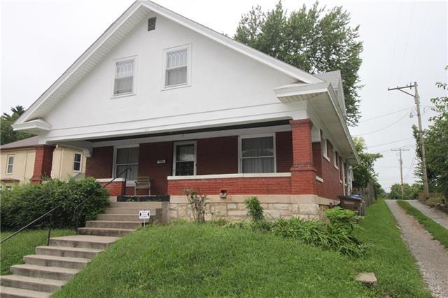 511 7th Street - Photo 1