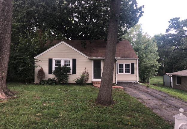 2506 46th Street - Photo 1