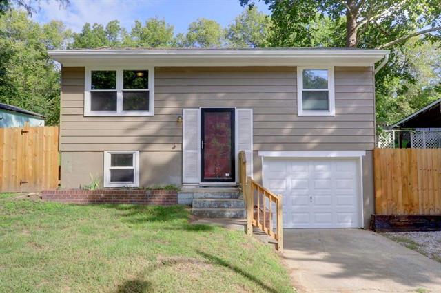16116 Elm Street - Photo 1