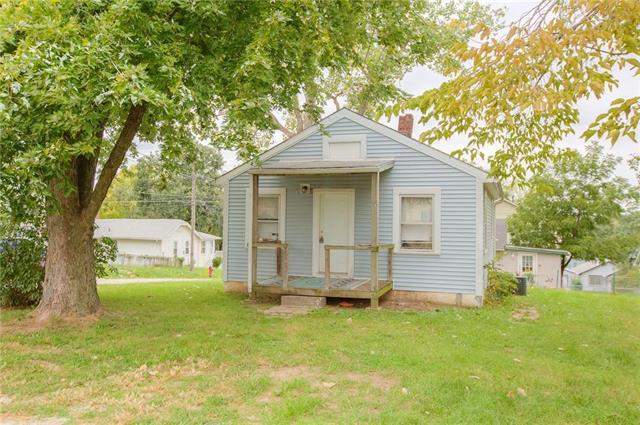 4300 Spruce Avenue - Photo 1