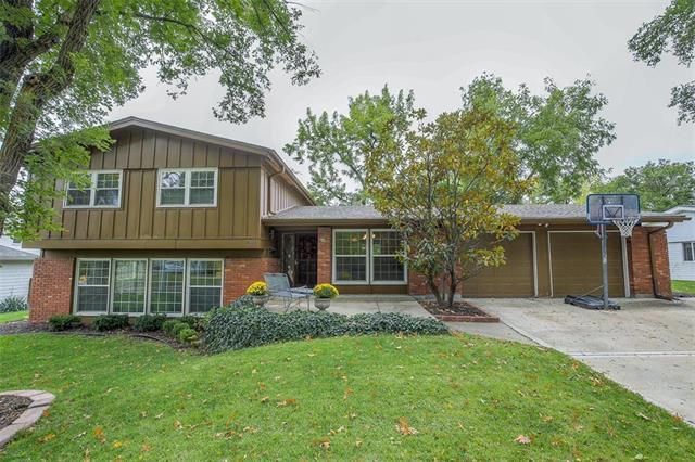 5509 88th Terrace - Photo 1