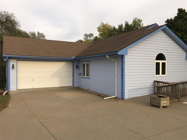 4701 Parvin Road - Photo 1