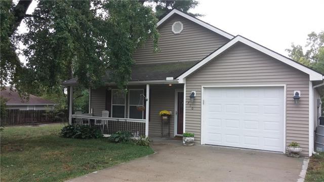710 Dryden Street - Photo 1