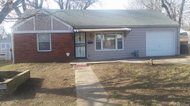 8016 Wabash Avenue - Photo 1