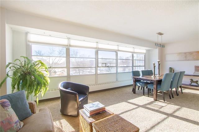 333 Meyer Boulevard - Photo 1