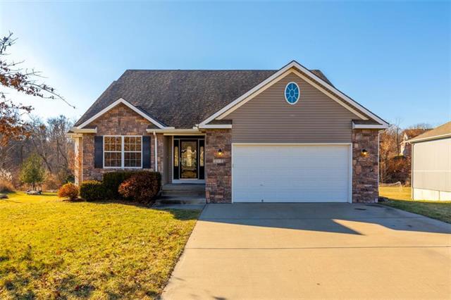 5010 Woodside Drive - Photo 1