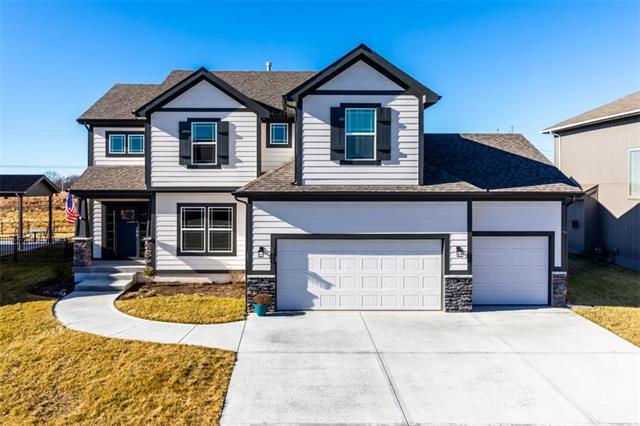 9866 Smalley Avenue - Photo 1