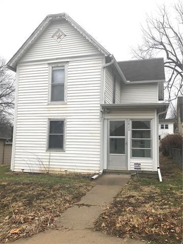 2820 Seneca Street - Photo 1