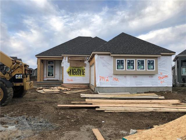 7912 166 Place - Photo 1