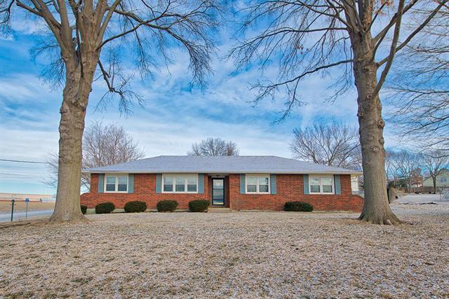 1090 Delta School Road - Photo 1