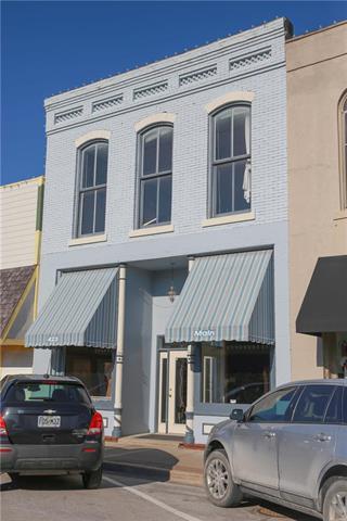 423 Main Street - Photo 1