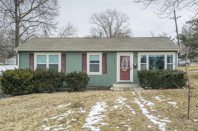 3147 9TH Place - Photo 1